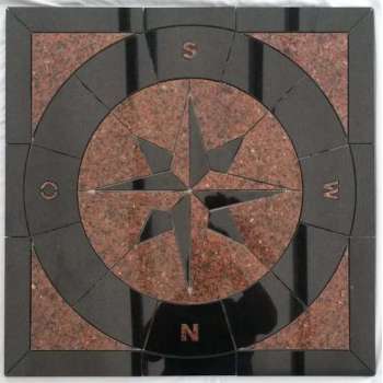 Graniet mozaiek tegel - Geschikt voor buiten - Medallion 67 x 67cm - zwart rood glanzend